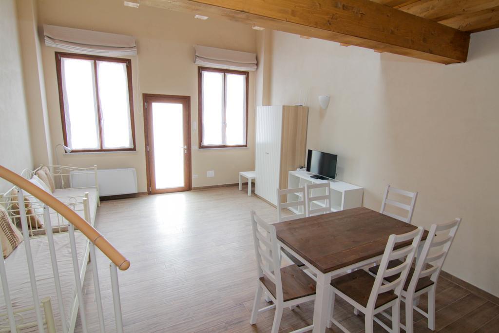 Agriturismo Cascina Della Fontana Lodi Room photo